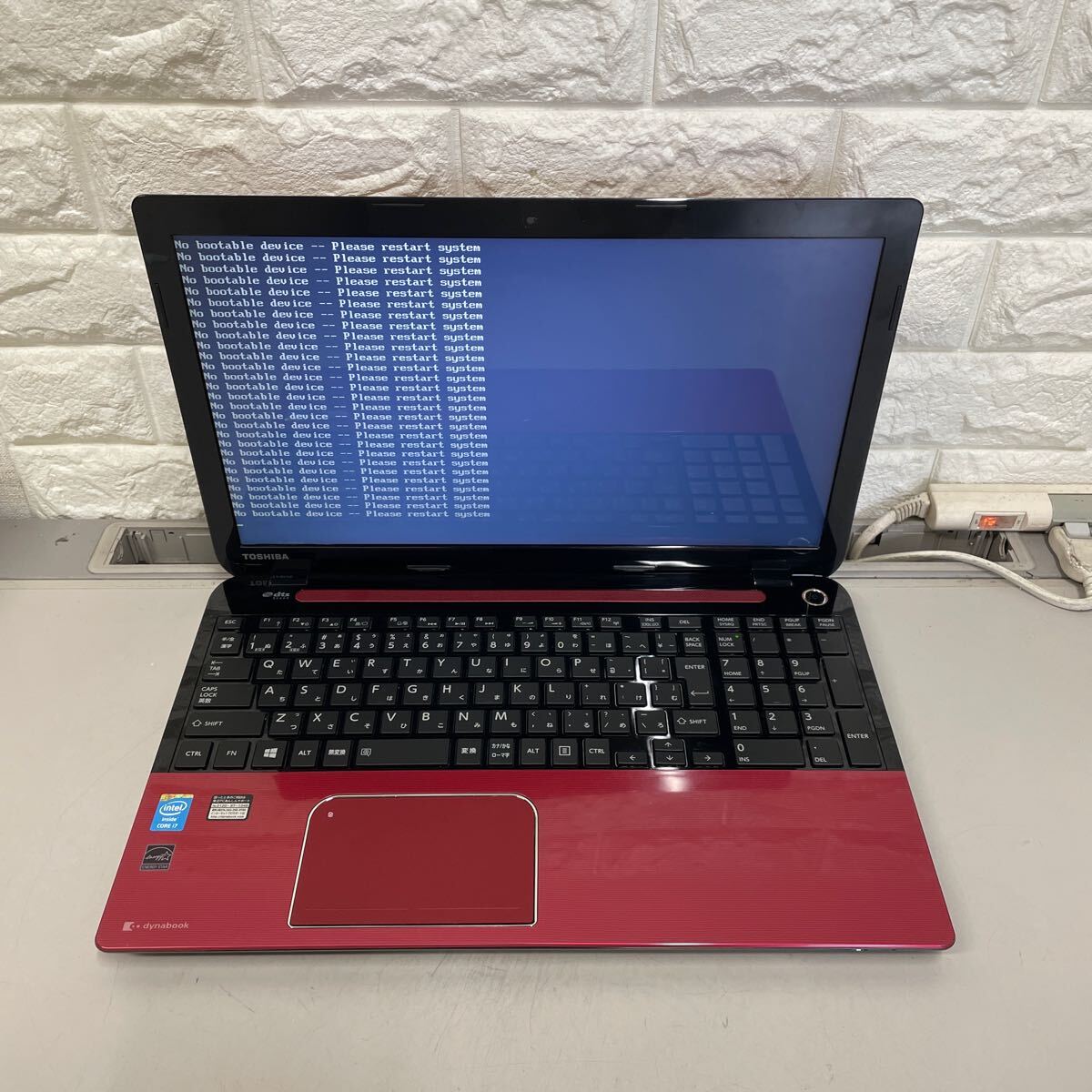 イ94 TOSHIBA dynabook T554/67KR PT55467KBXR Core i7第4世代 メモリ8GB ジャンク_画像8