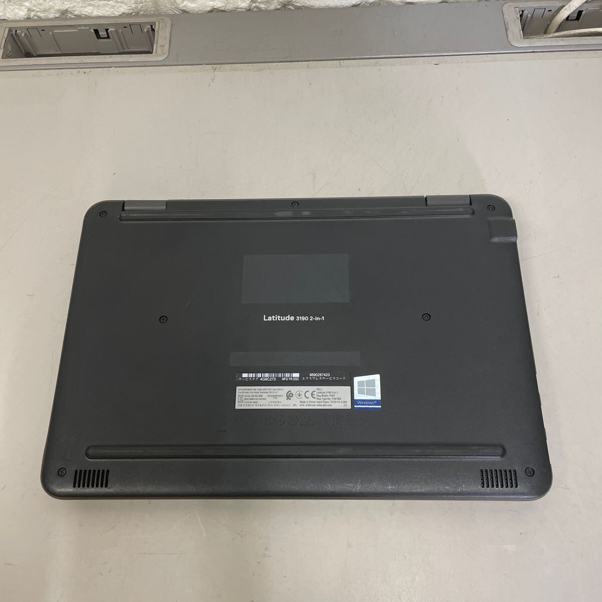 カ69 DELL Latitude 3190 2-in-1 P26T pentium silver N5030 メモリ4GB_画像4