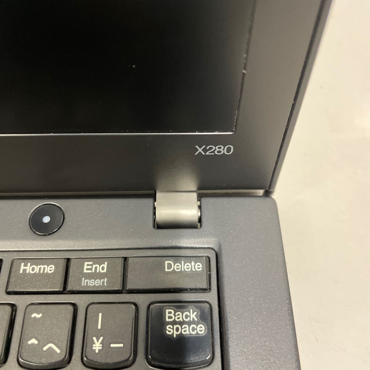 キ72 Lenovo ThinkPad X280 Core i7第8世代　メモリ不明　ジャンク_画像3