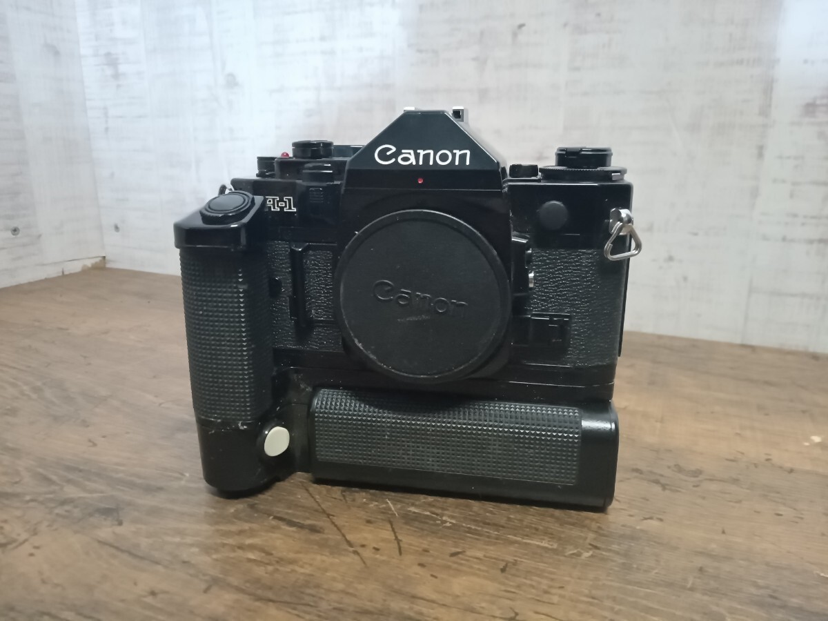 C29 Canon A-1 ボディモータードライブ付き　キヤノン キャノン　ジャンク_画像1