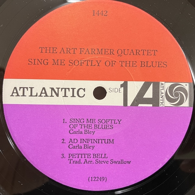 ●即決LP Art Farmer / Sing Me Softly of the Blues 1442 j41134 米オリジナル、赤紫白ファンAT W 刻印、Mono_画像3