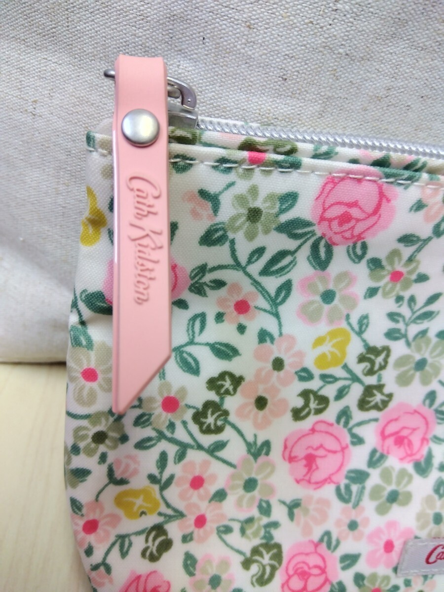 Cath Kidston　キャス・キッドソン　ヘッジローズ　ポーチ　小物入れ_画像3