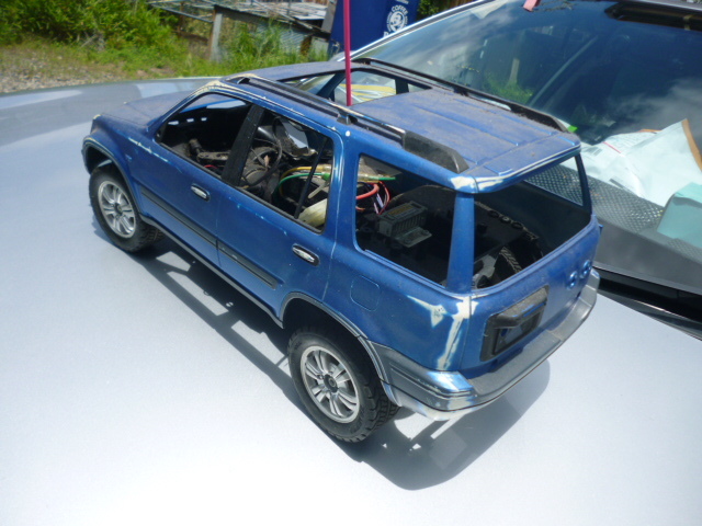 タミヤ1/10 ホンダCR-V ボディ修復途中品 - 田宮模型 タミヤ1/10 ホンダCR-V ボディ修復途中品 - 田宮模型