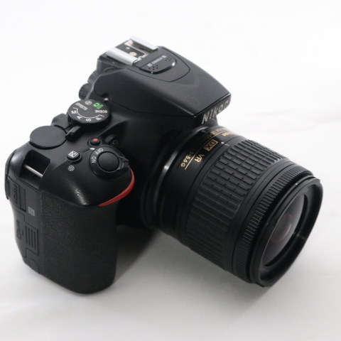 Nikon デジタル一眼レフカメラ D5600 ダブルズームキット _画像3