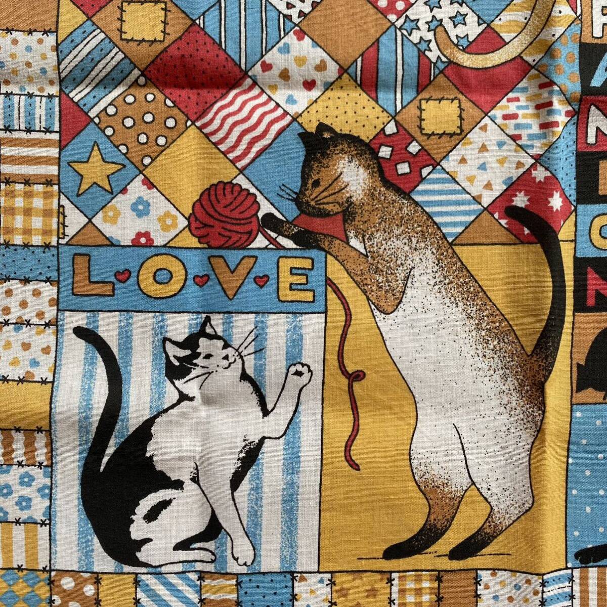 送料無料 Vintage バンダナ 猫 キャット アメリカ仕入れ LOVE FRIEND 雑貨 COMPANIO カラフル ハンカチ おしゃれ ヴィンテージ A1114_画像4