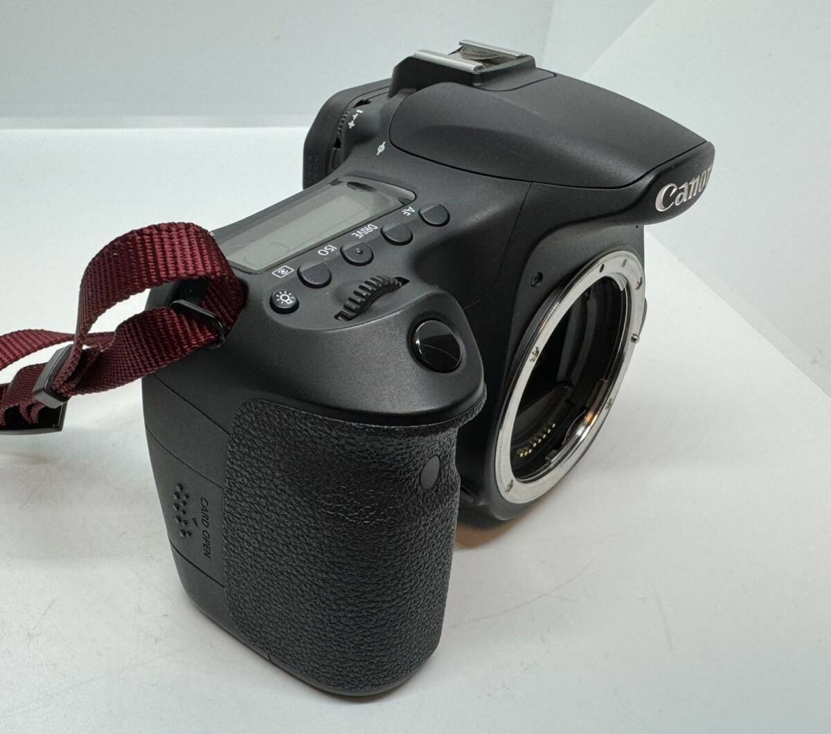 良品 Canon キャノン EOS 60D デジタル一眼 / CANON ZOOM LENS EF-S 18-135mm 1:3.5-5.6 IS 【ANO101】の画像3