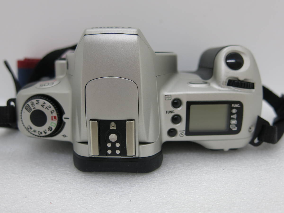 Canon EOS Kiss Ⅳ フイルムカメラ ボディ 75-300mm 1.4-5.6Ⅲ/28-80mm 1:3.5-5.6Ⅴ/35-80mm 1:4-5.6Ⅵ【ANO019】 の画像4