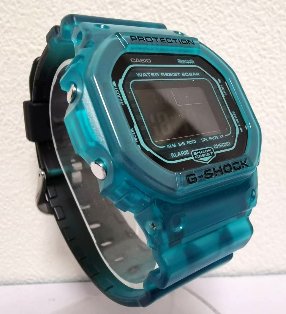 極美品 CASIO G-SHOCK DW-B5600G-2JF クリア ブルー デジタル クオーツ 腕時計■Gショック 箱など付属品ありの画像3