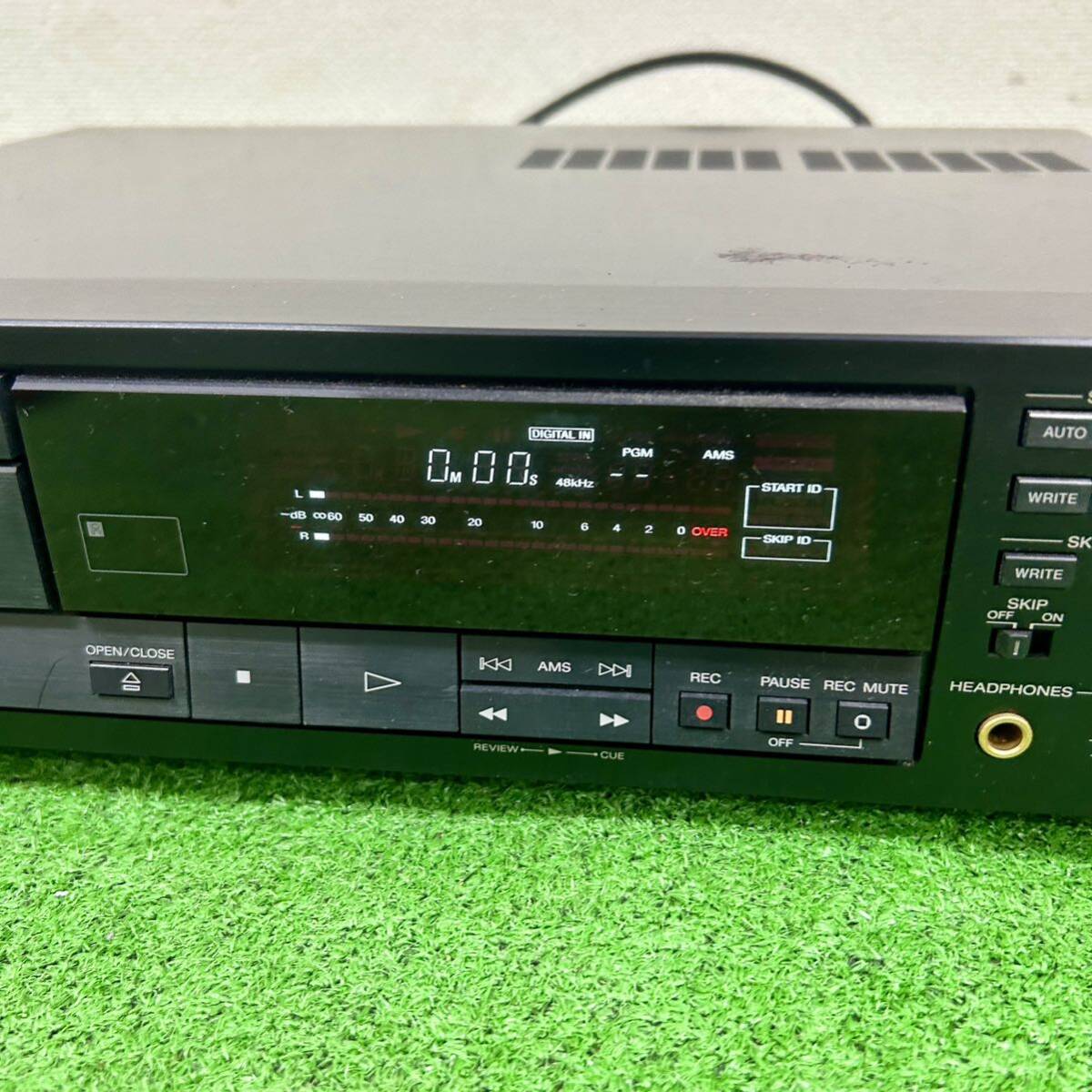 【1円〜】SONY ソニー DTC-300ES DATデッキ 音響機器 オーディオ 通電OK ジャンク 管:0515_画像4
