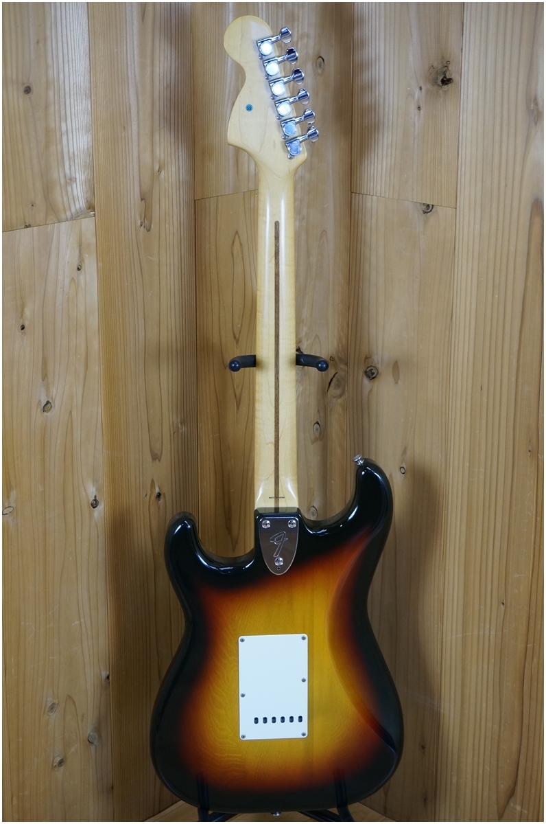 【極美品】 FENDER JAPAN ★ フェンダー ★ エレキギター ストラト ★ フジゲン Eシリアル ★ ST72-55 ★ 純正ケース付き_画像5