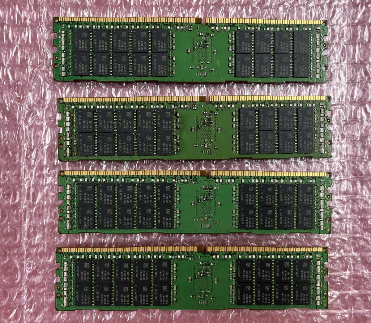 32GB DDR4 19200 PC4-2400T-RA1 Registered RDIMM 2Rx4 M393A4K40BB1-CRC0Q 4枚組（計128GB）_画像2