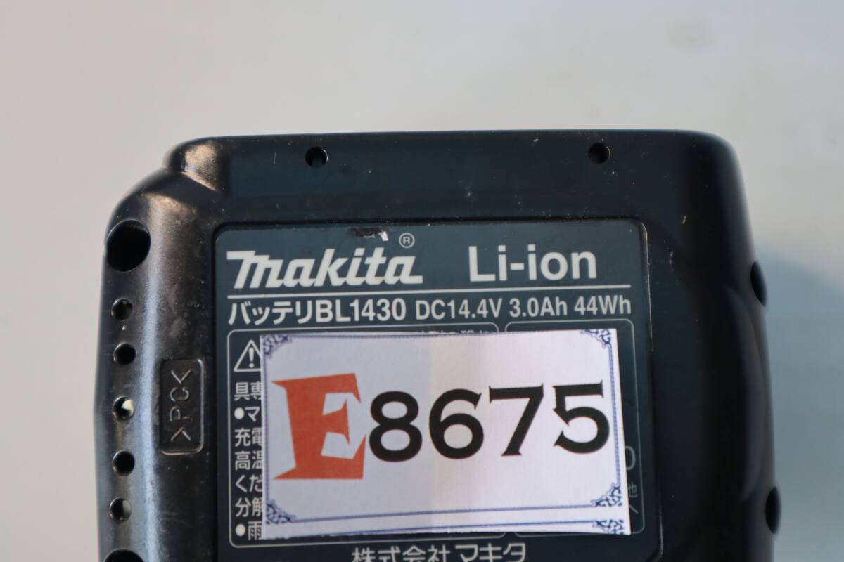 E8675 L makita マキタ BL1430 リチウムイオンバッテリー 14.4V 純正　充電池　バッテリー　電動工具　中古品_画像4