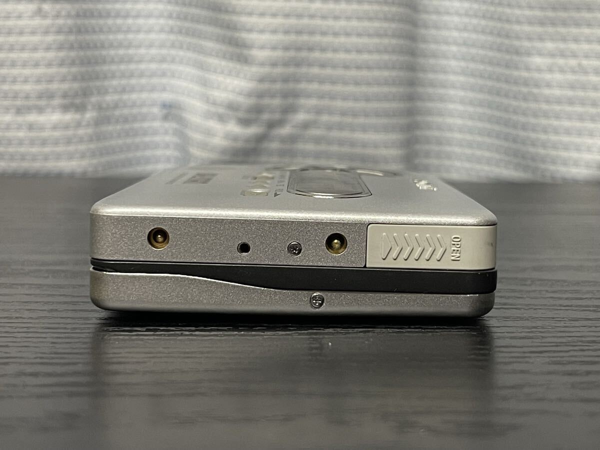 SONY/ Sony /WM-FX877( серебряный )/ кассетная магнитола / кассета Walkman /WALKMAN/