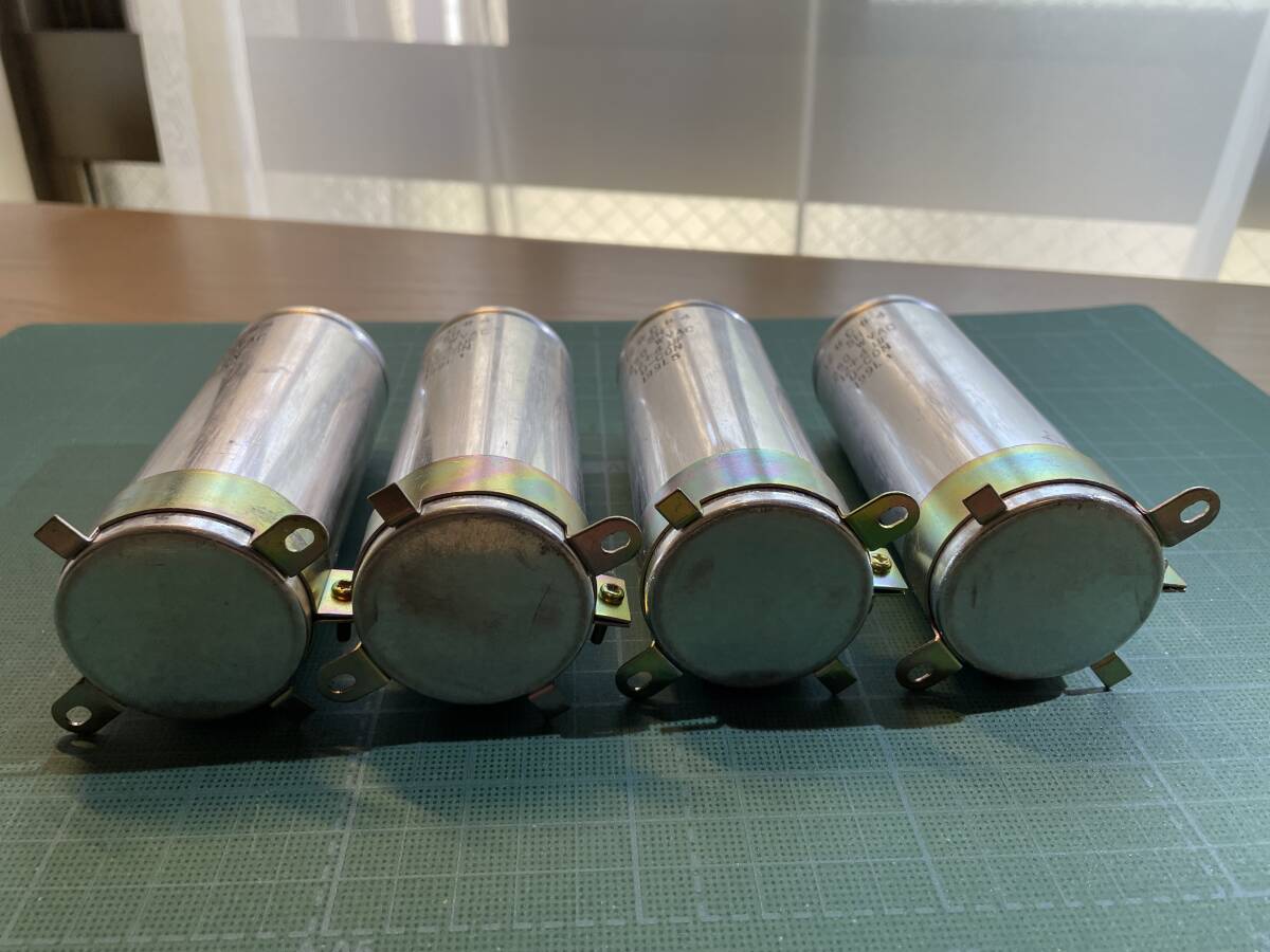 [ unused goods ]250WVAC 12+4μF condenser 4ps.