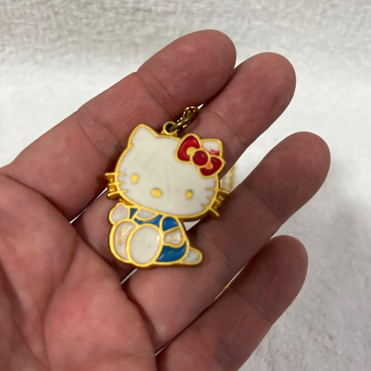 ハローキティ ネックレス 1985年 サンリオ SANRIO 昭和レトロ_画像2