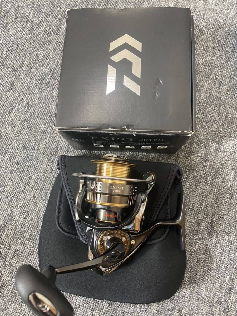 美品　DAIWA 　ダイワ　15　イグジスト　3012H　exist 日本製 _画像1