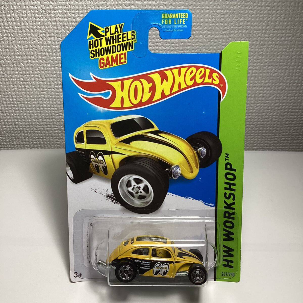 ☆ホットウィール☆ カスタム フォルクスワーゲン ビートル 黄色　ムーンアイズ Hot Wheels _画像2