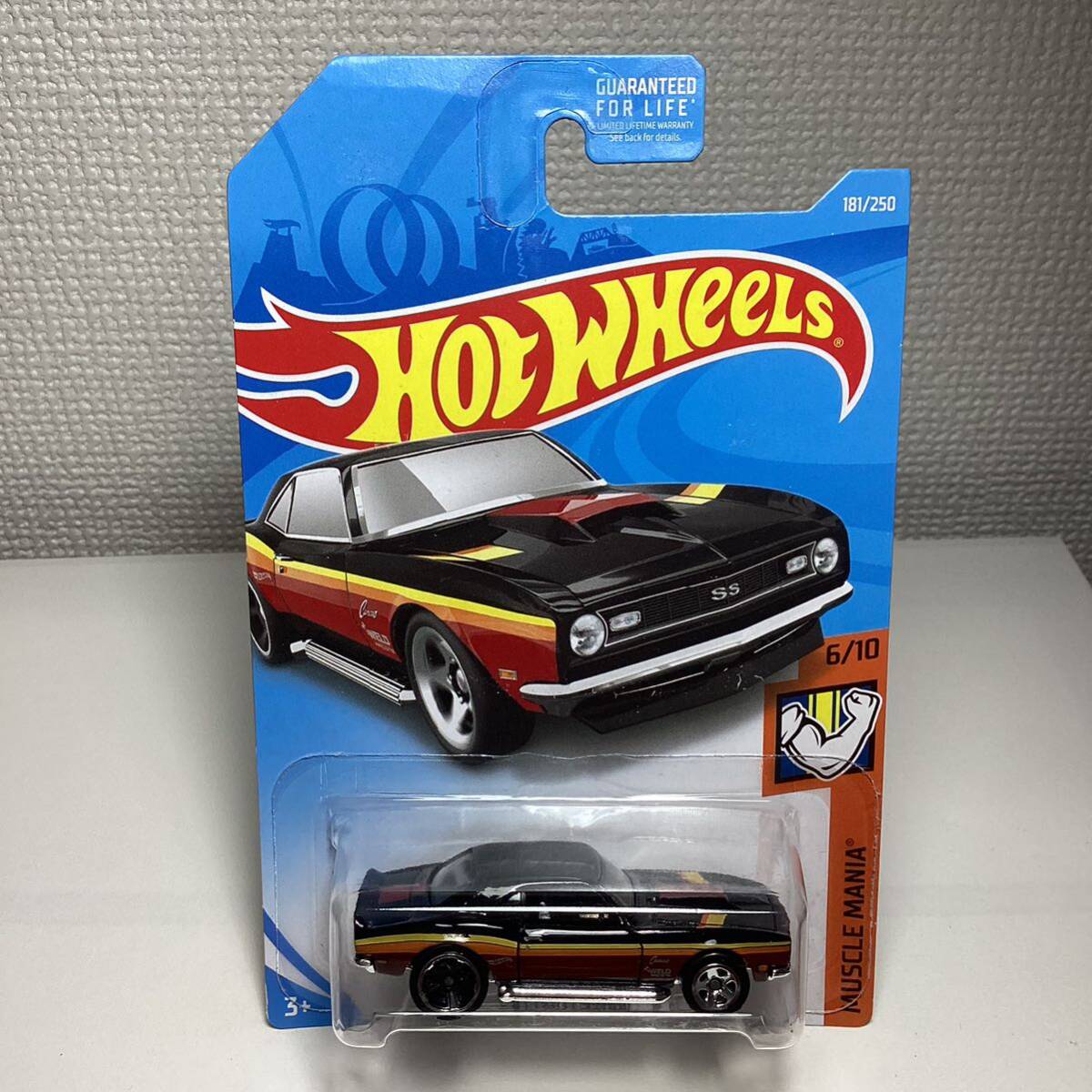 【Walgreens限定カラー】☆ホットウィール☆ '68 シボレー　コポ　カマロ　Hot Wheels _画像2