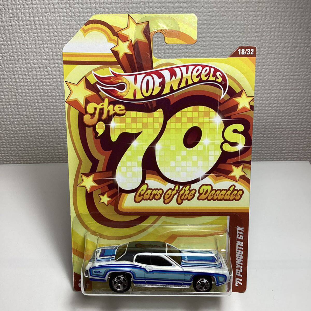 【Walmart限定】☆ホットウィール☆ '71 プリマス GTX Cars Of The Decades Hot Wheels _画像2
