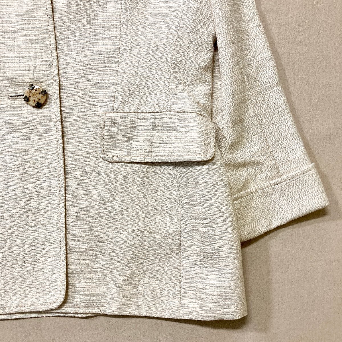 ★vintage Christian Dior クリスチャンディオール スーツ サイズ 9 ベージュ セットアップ ジャケット スカート レディース 絹混 0.7kg★の画像6