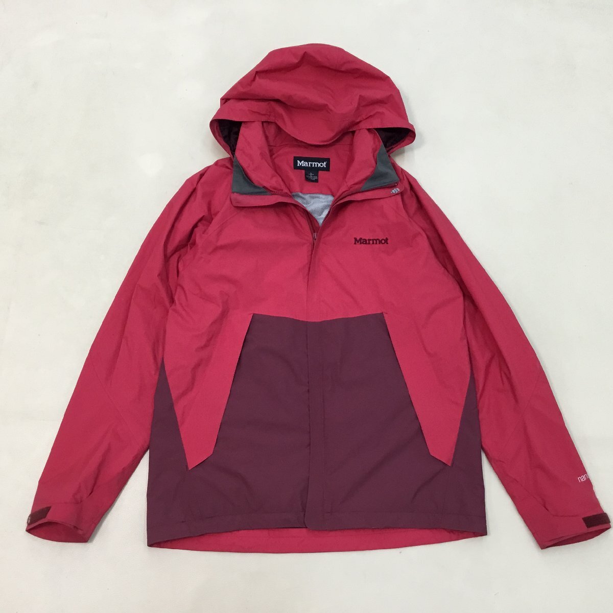 ■MARMOT マーモット アウトドア ジャケット ジャンパー DESCENTE デサント レッド メンズ サイズL /0.46kg■の画像1