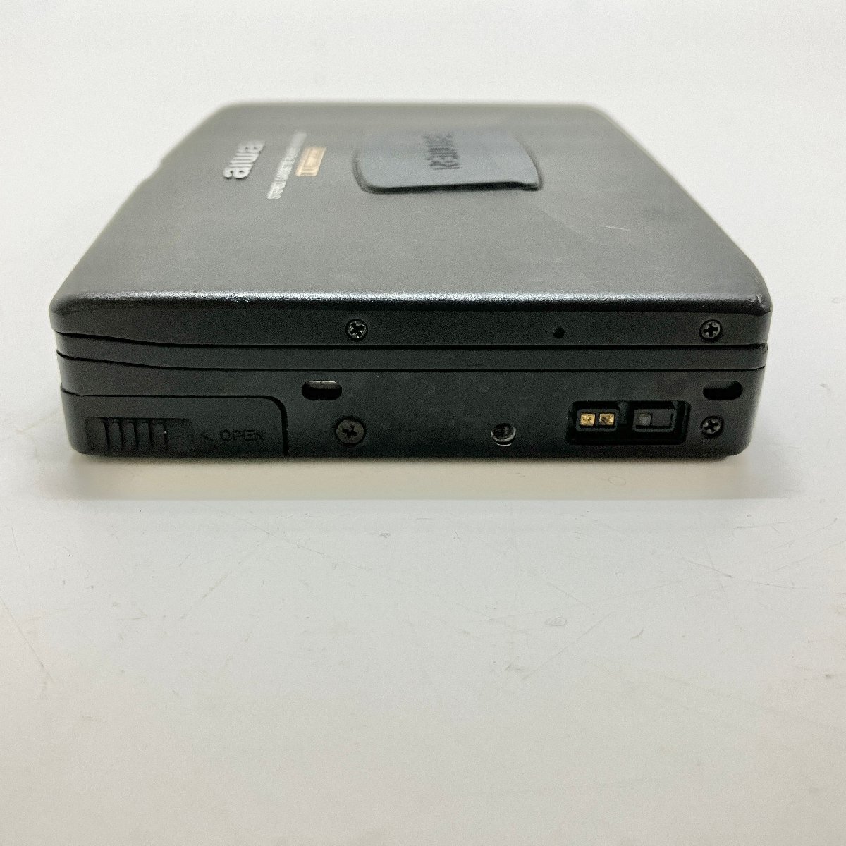 ◆【ジャンク品】AIWA アイワ HS-PX610 ポータブル ステレオ カセットプレーヤー ブラック 現状品 (E1)N/G60508/5/0.2の画像4