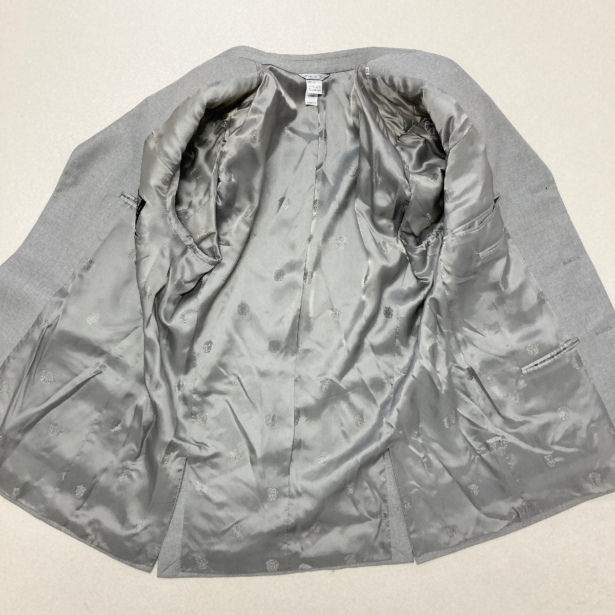 ●GIANNI VERSACE ジャンニ ヴェルサーチ テーラードジャケット シングル イタリア製 カシミヤ混 グレー系 サイズ54 メンズ 0.73kg●の画像3