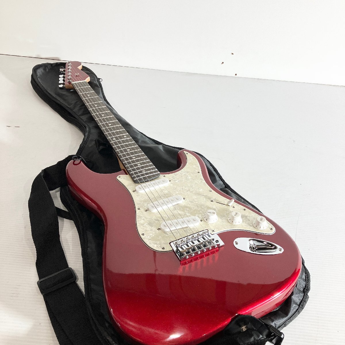 Mavis メイビス エレキギター ストラトキャスター ジャンク Mavis メイビス エレキギター ストラトキャスター ジャンク