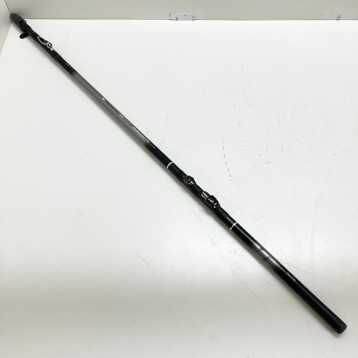 ◆【ジャンク品】DAIWA ダイワ INTERLINE EMBLEM 1.2-53 インターライン エンブレム 磯竿 釣竿 フィッシング 現状品 (Z2)N/G60516/7/0.2_画像2