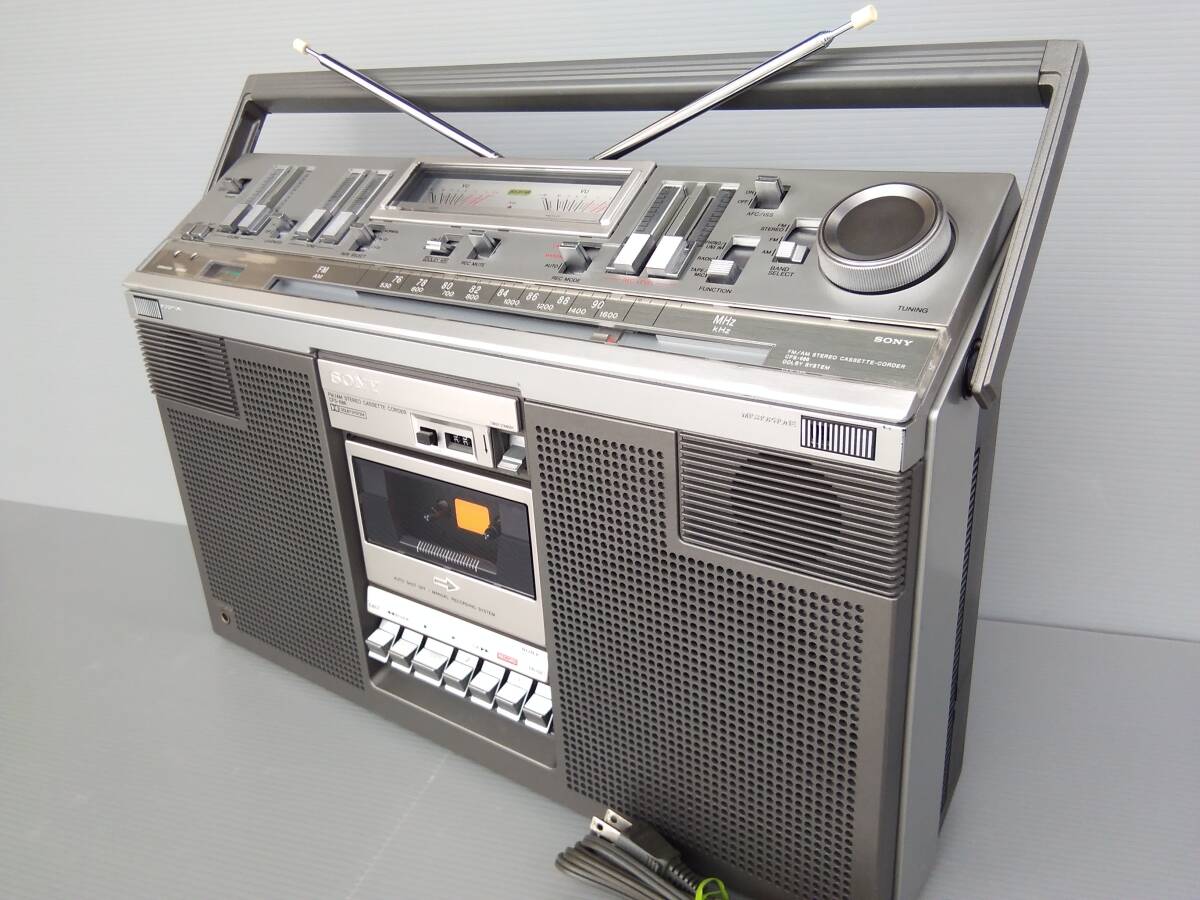 SONY radio-cassette retro stereo,686ji- Z xyz* used operation goods *, maintenance goods, radio . cassette . operation excellent, beautiful goods!