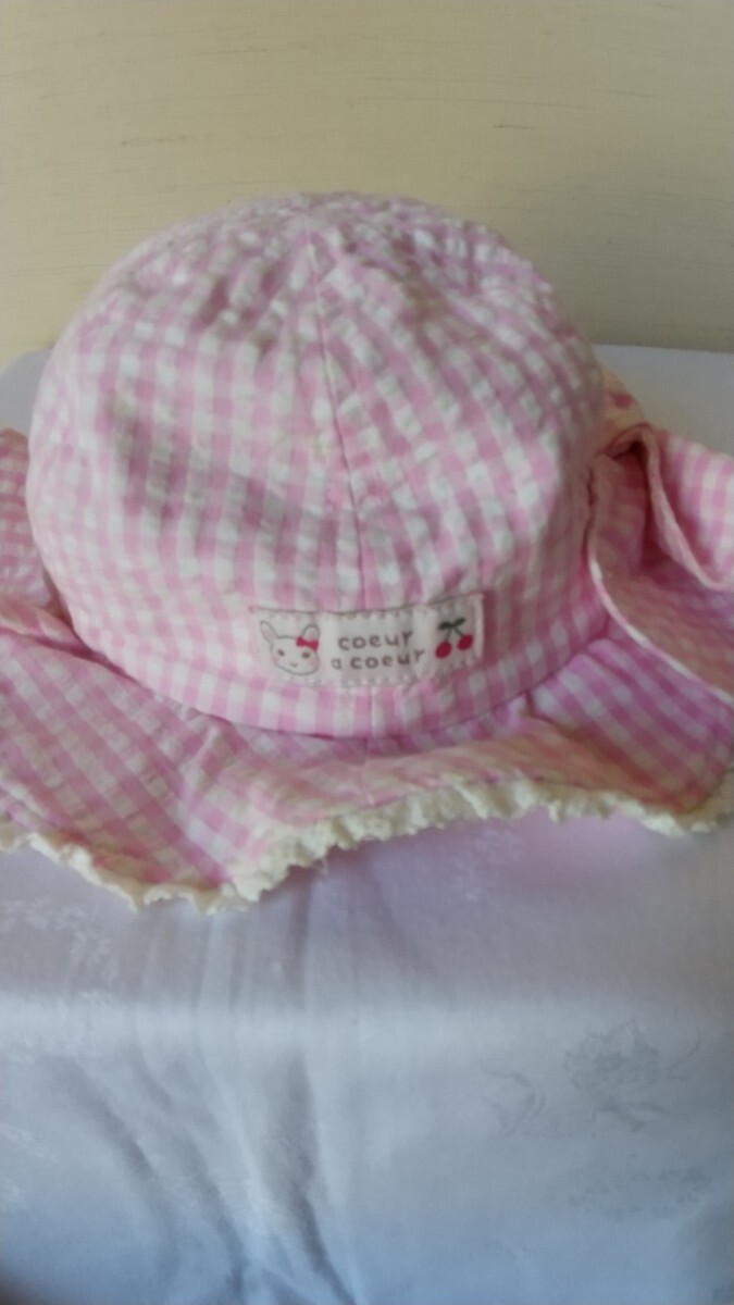 クーラクール　ピンクと白のギンガムチェックの帽子　キムラタン　サイズ48_画像1