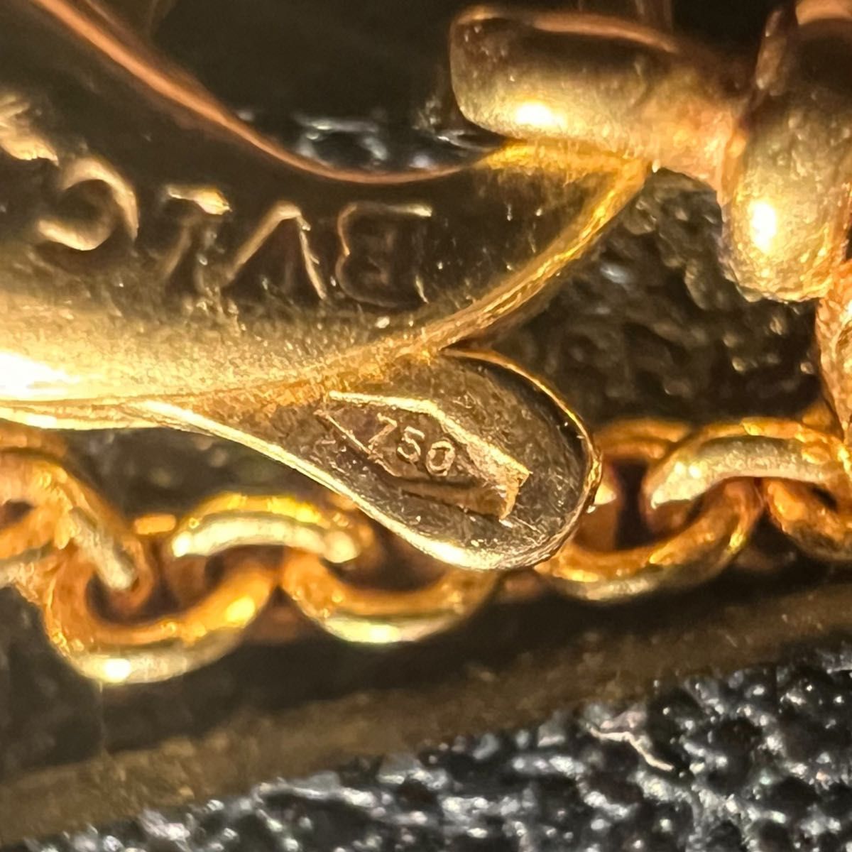 ブルガリ BVLGARI チェーンネックレス 750刻印 K18ブランド名 ブルガリ BVLGARI チェーンネックレス 750刻印 K18ブランド名