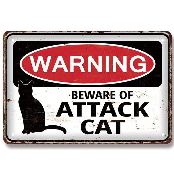 2枚セット おもしろブリキ看板 猫の攻撃に注意 かわいい ねこ ネコ 金属パネル壁飾り インテリア 壁掛けプレート 警告版 防犯対策 送料無料