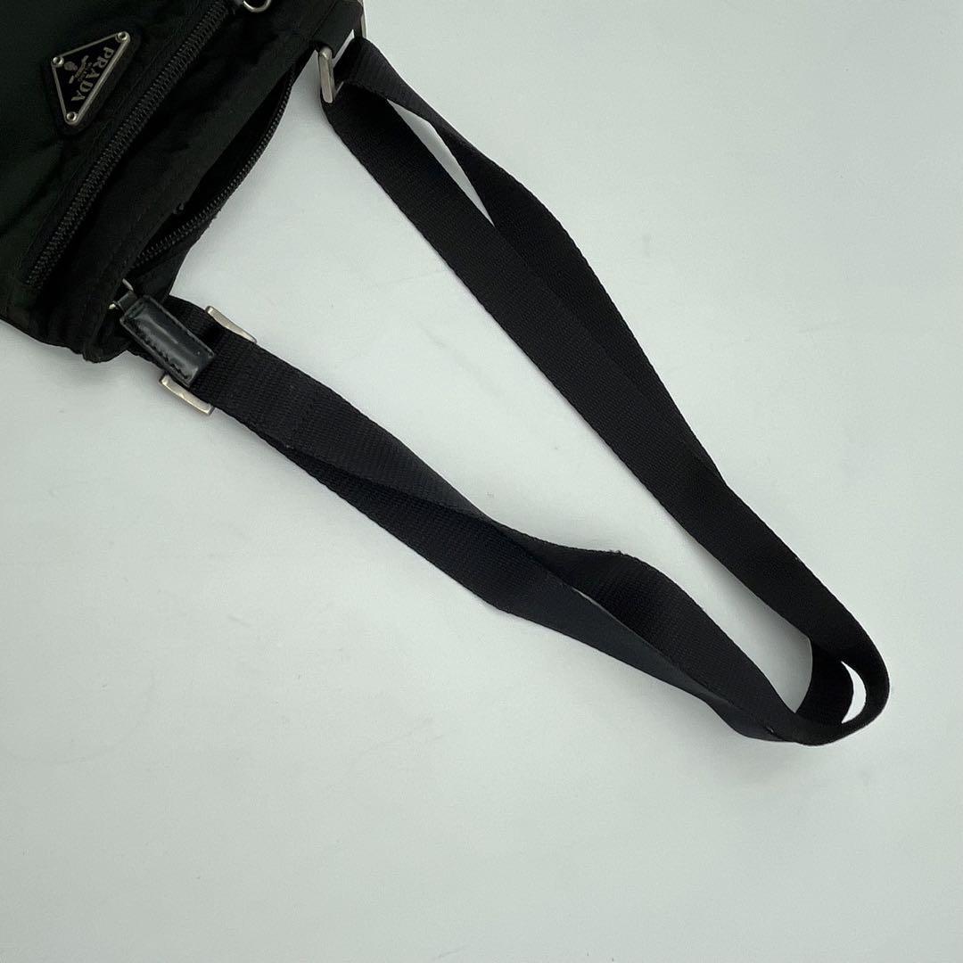 1 jpy ~ Prada nylon shoulder bag triangle plate sakoshu black 