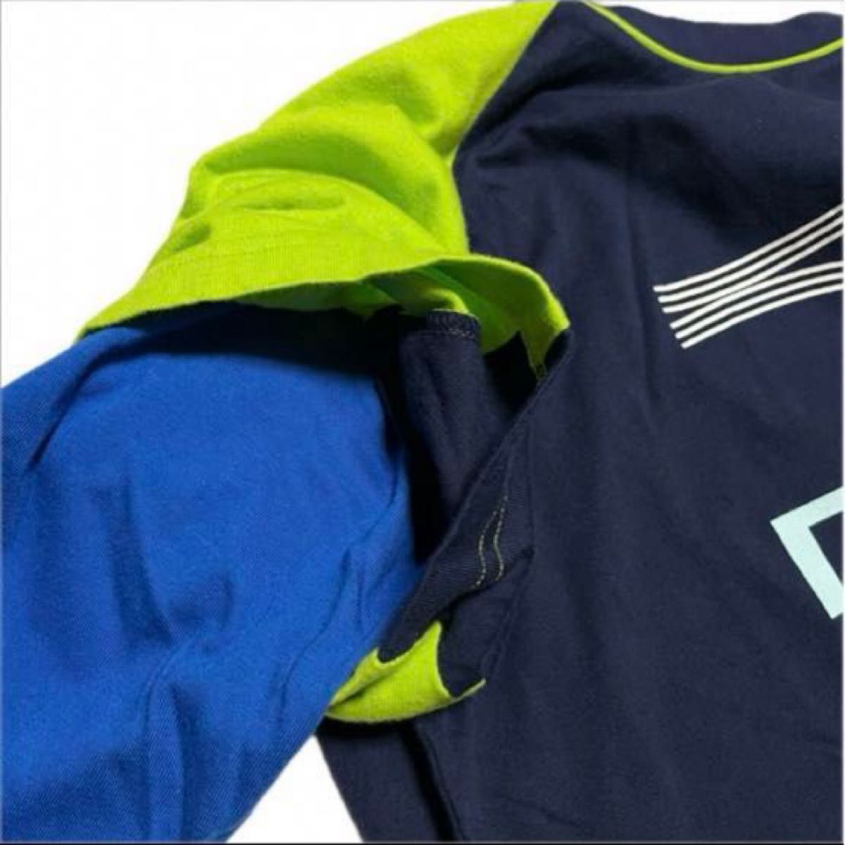 NIKE トップス　160 Tシャツ　長袖　男の子　紺　スポーツウェア　ブランド　重ね着　パジャマ　ロンT ナイキ サッカー
