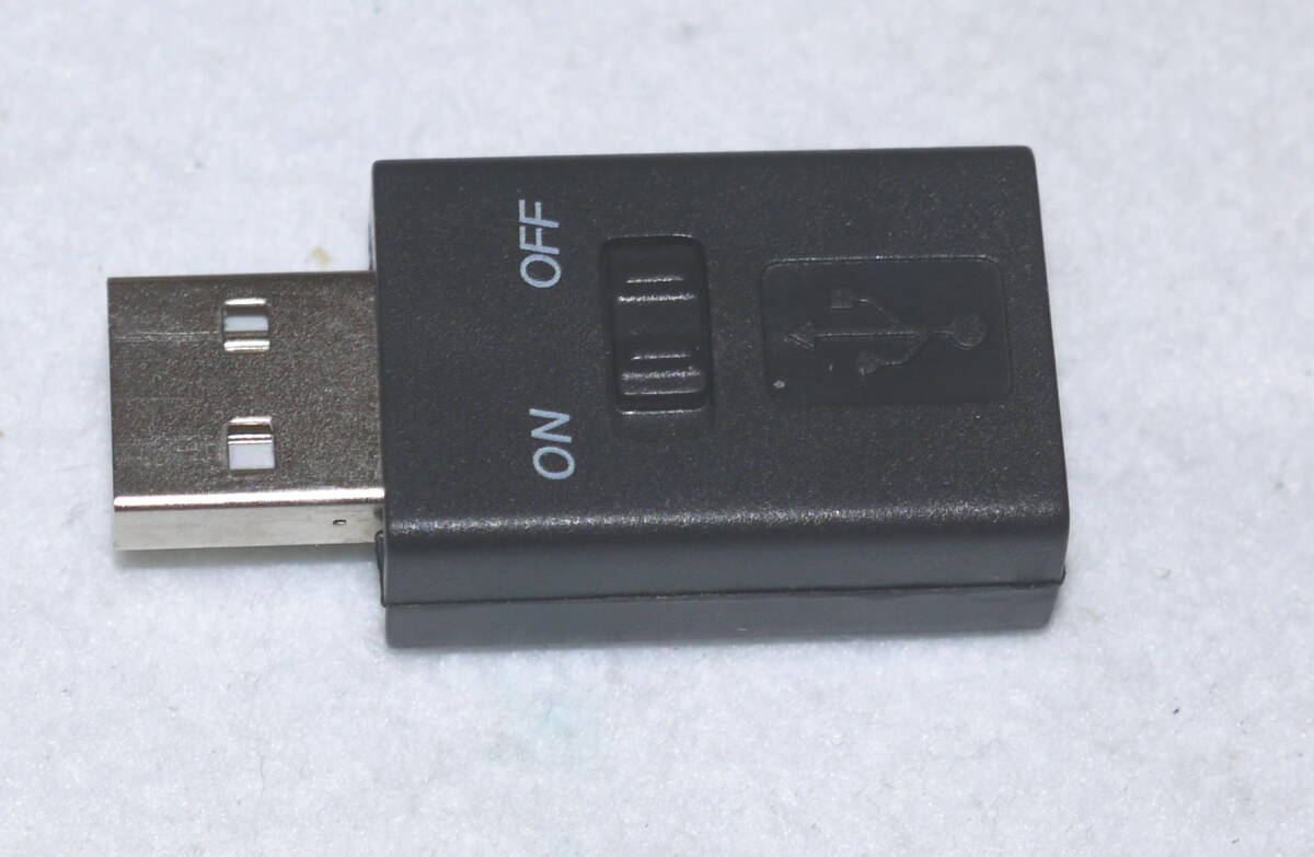 オン・オフスイッチ付き　USBコネクタ_画像1