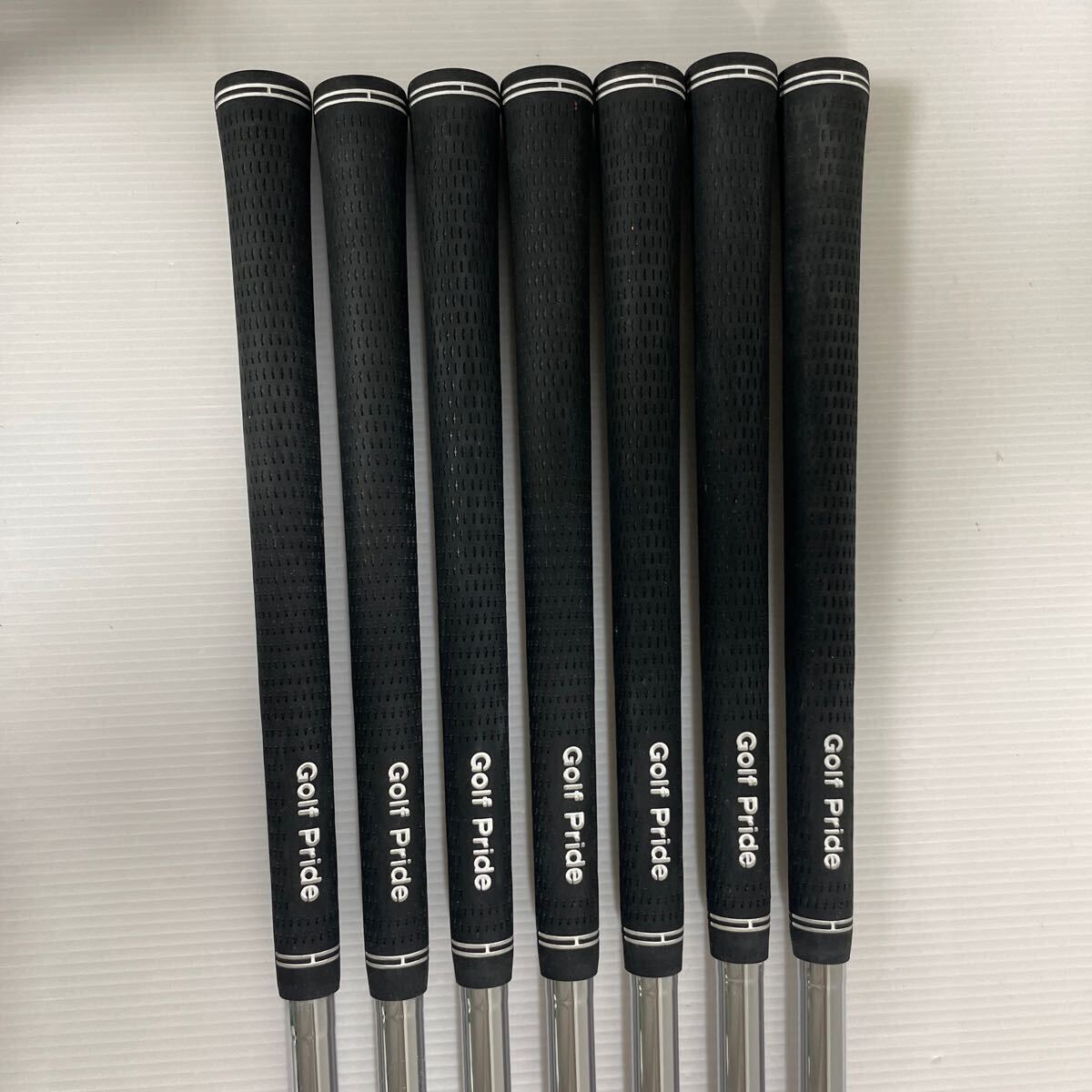 希少スペック テーラーメイド R7 FORGED アイアンセット 4I〜PW 希少スペック テーラーメイド R7 FORGED アイアンセット 4I〜PW