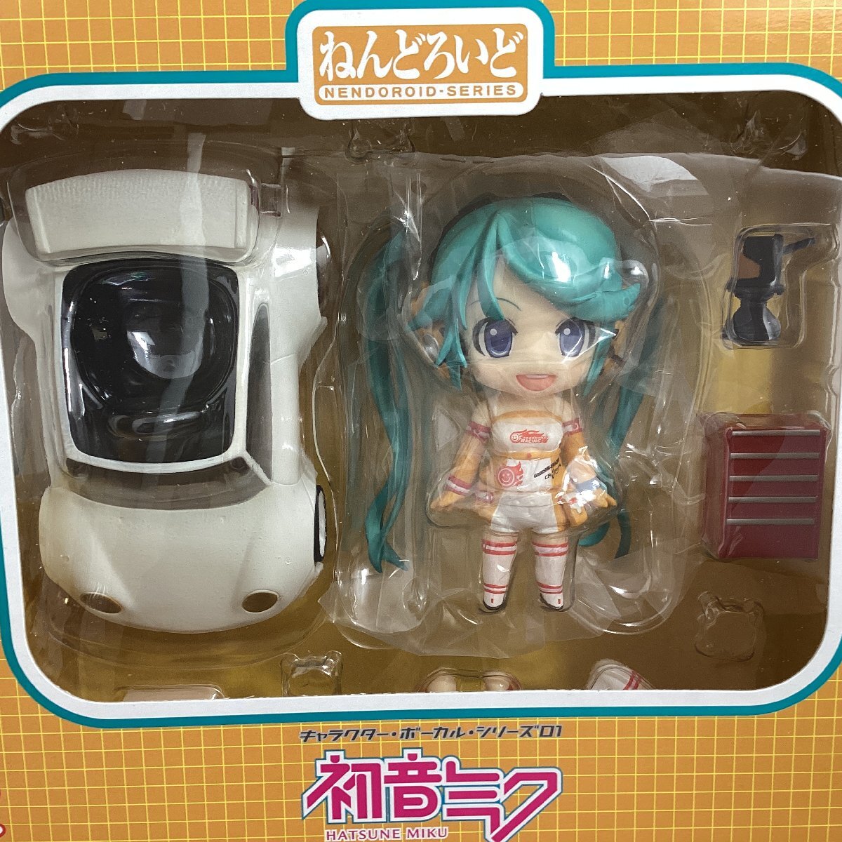 ねんどろいど 色々 6体セット 97 雪ミク 251 初音ミク ファミマver. 109 レーシングミク 244 明智小衣 118 天野遠子 ClariS ironyVer.の画像6