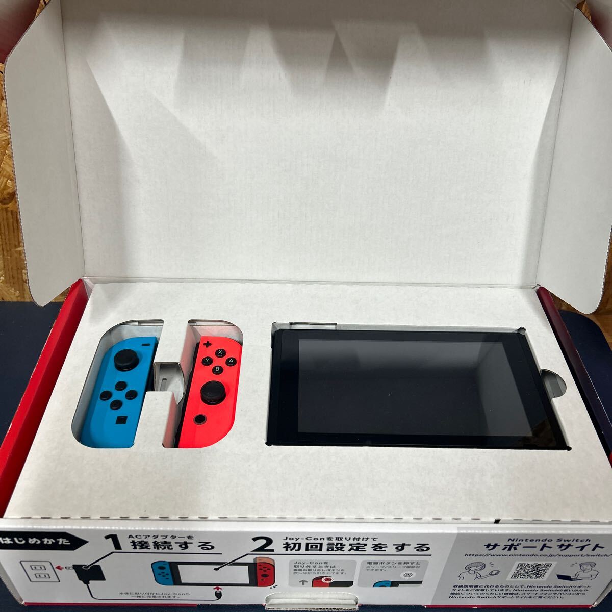 1円スタート Nintendo Switch 本体 (ニンテンドースイッチ) Joy-Con(L) ネオンブルー/(R) ネオンレッド+【任天堂ライセンス商品】Nintendo_画像4