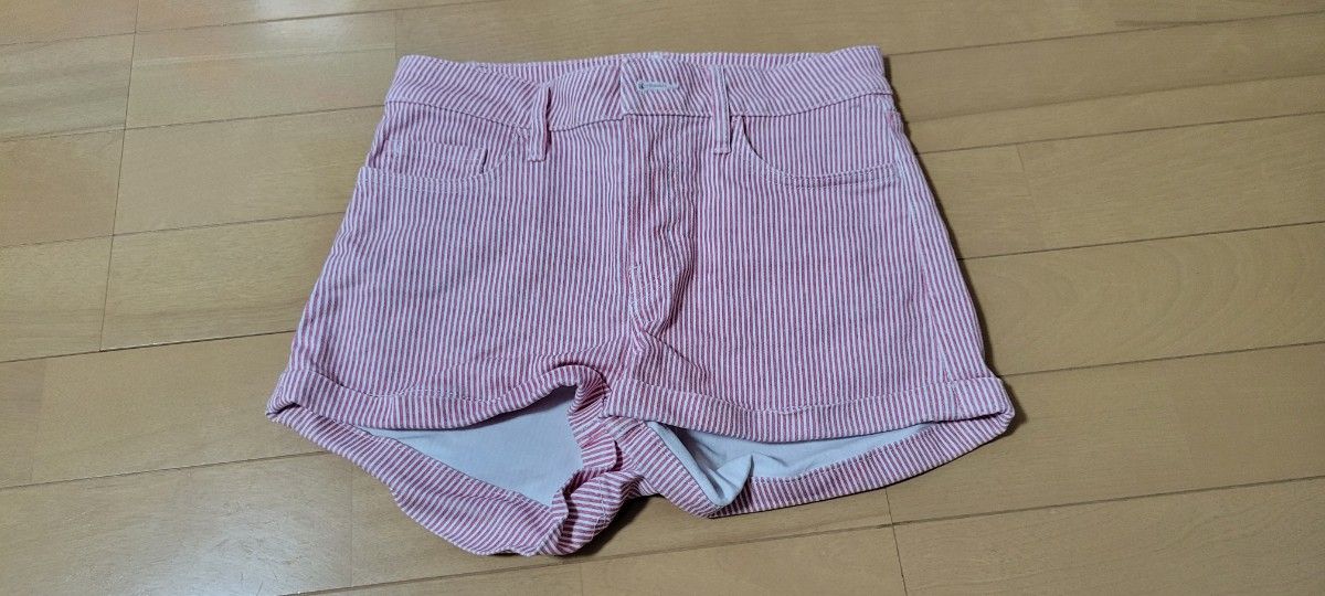 H&M　ショートパンツ　XS