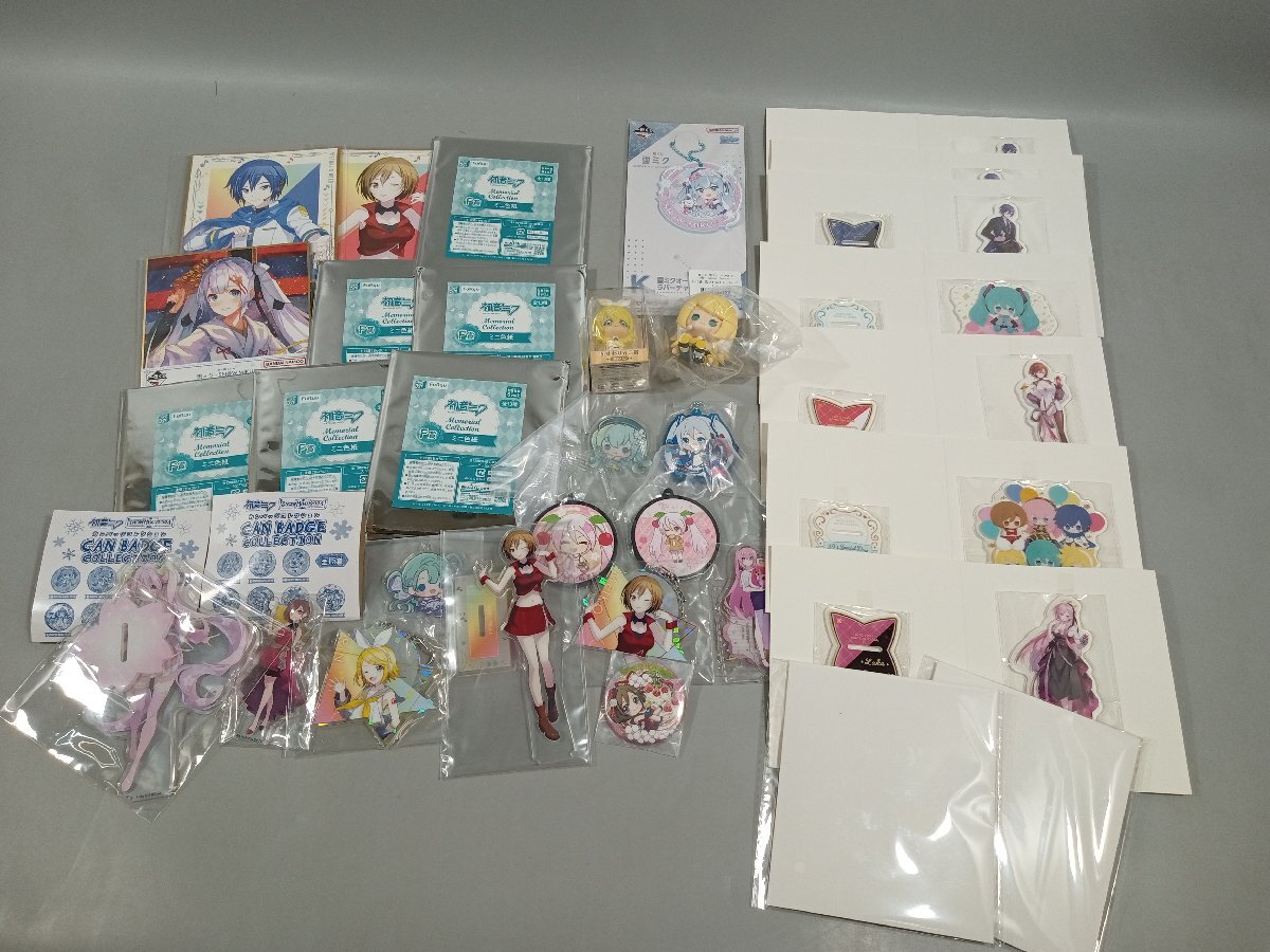 【未検品】初音ミク ボーカロイド グッズ 約4.6キロ まとめ売り アクスタ/マスコット/アクキー 他 [7-1] No.2019の画像4