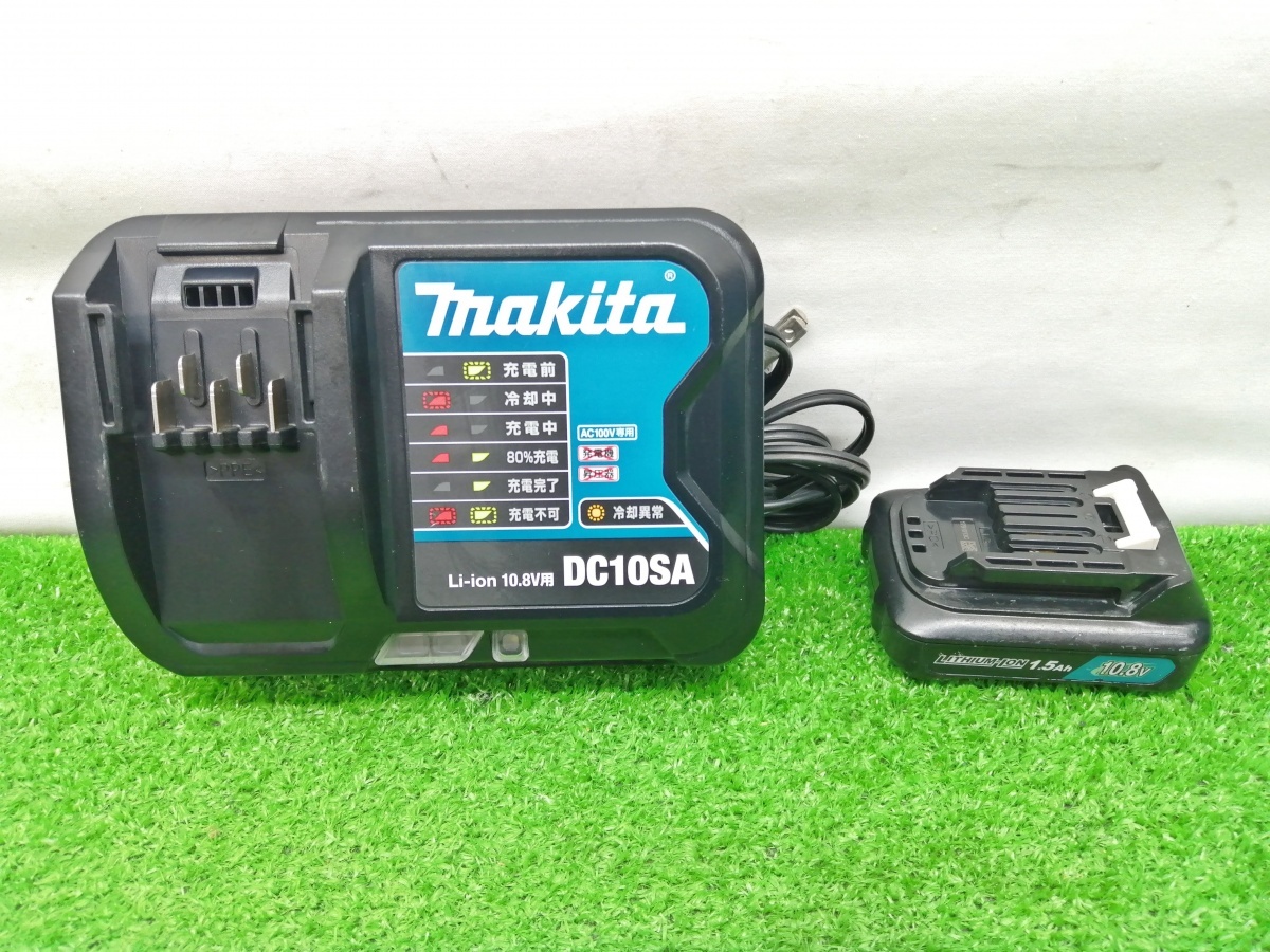 中古品 makita マキタ 10.8V 充電式 インパクトドライバ 1.5Ahバッテリ×2個付 TD111DSHX_画像9