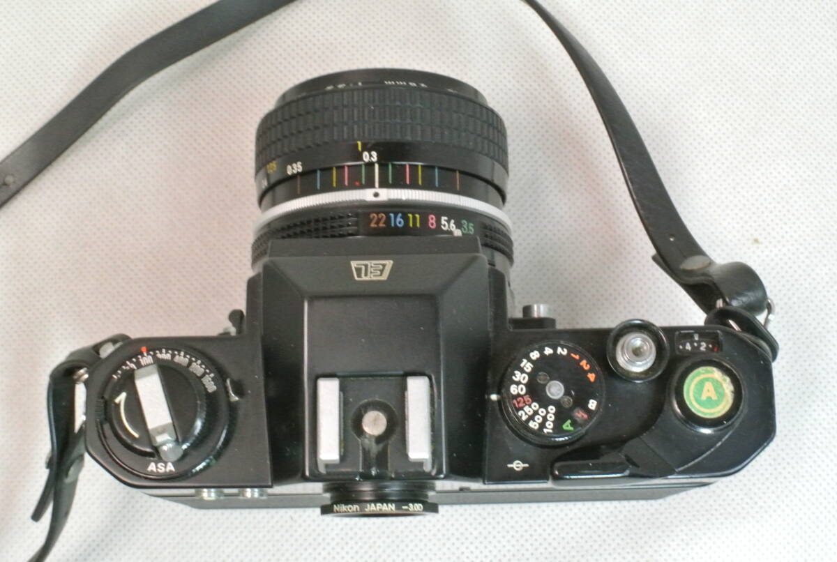 Nikon ニコン EL Nikomat ブラック ボディ レンズ NIKKOR 28ｍｍ 1:3.5 フィルムカメラ マニュアルフォーカス レトロ 当時物 _画像5