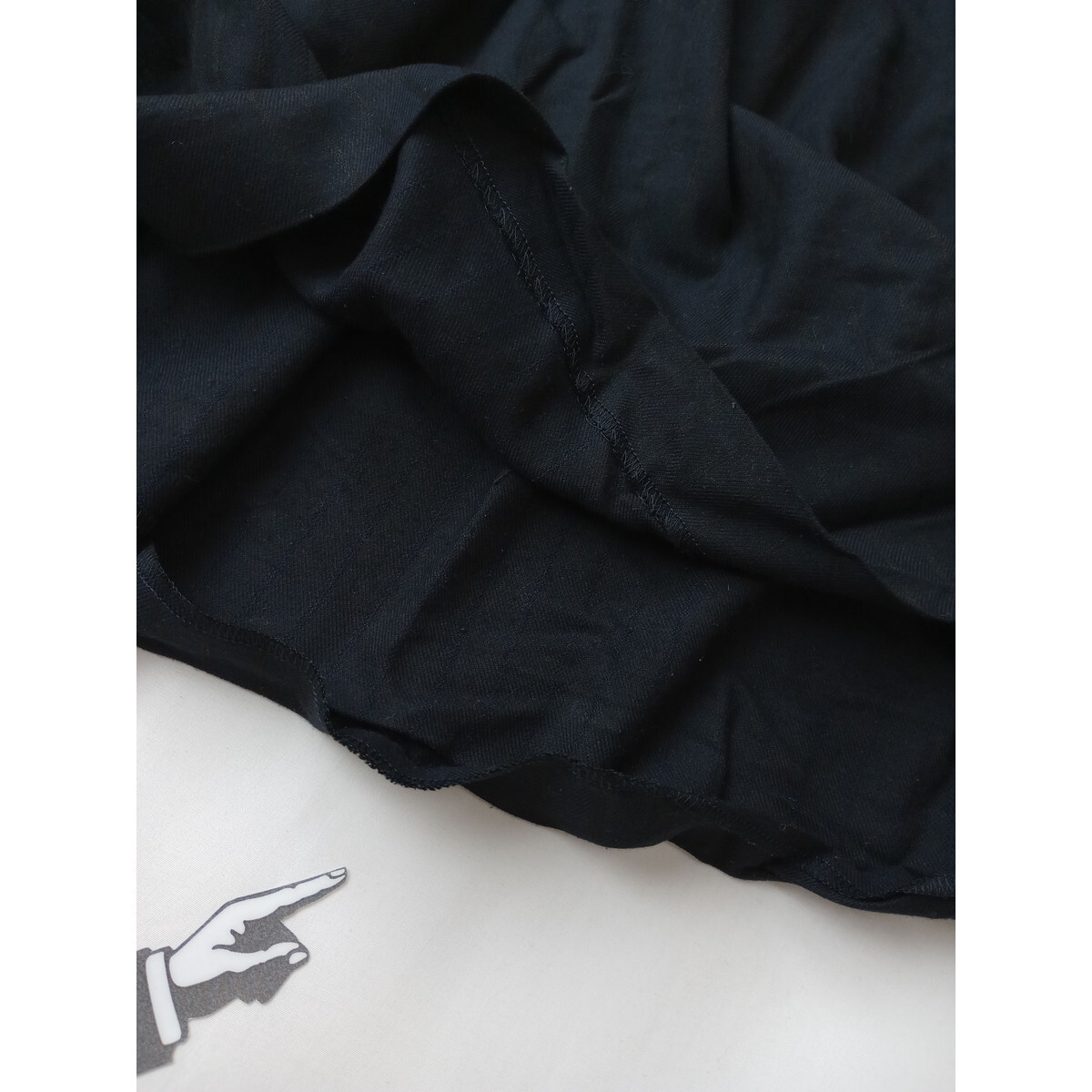 pas de calais パドカレ「そう、黒ってやっぱり魅力的」ストライプ ロング スカート 日本製 36 黒 ブラック (26Y+8231)_画像5