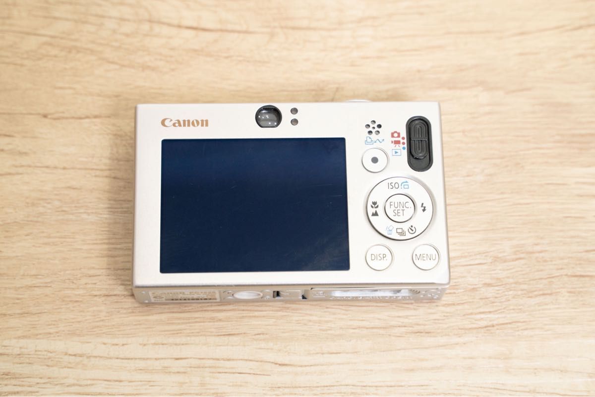 【動作快調！】IXY DIGITAL 10 ・フラッシュOK・ PC1228・Canon