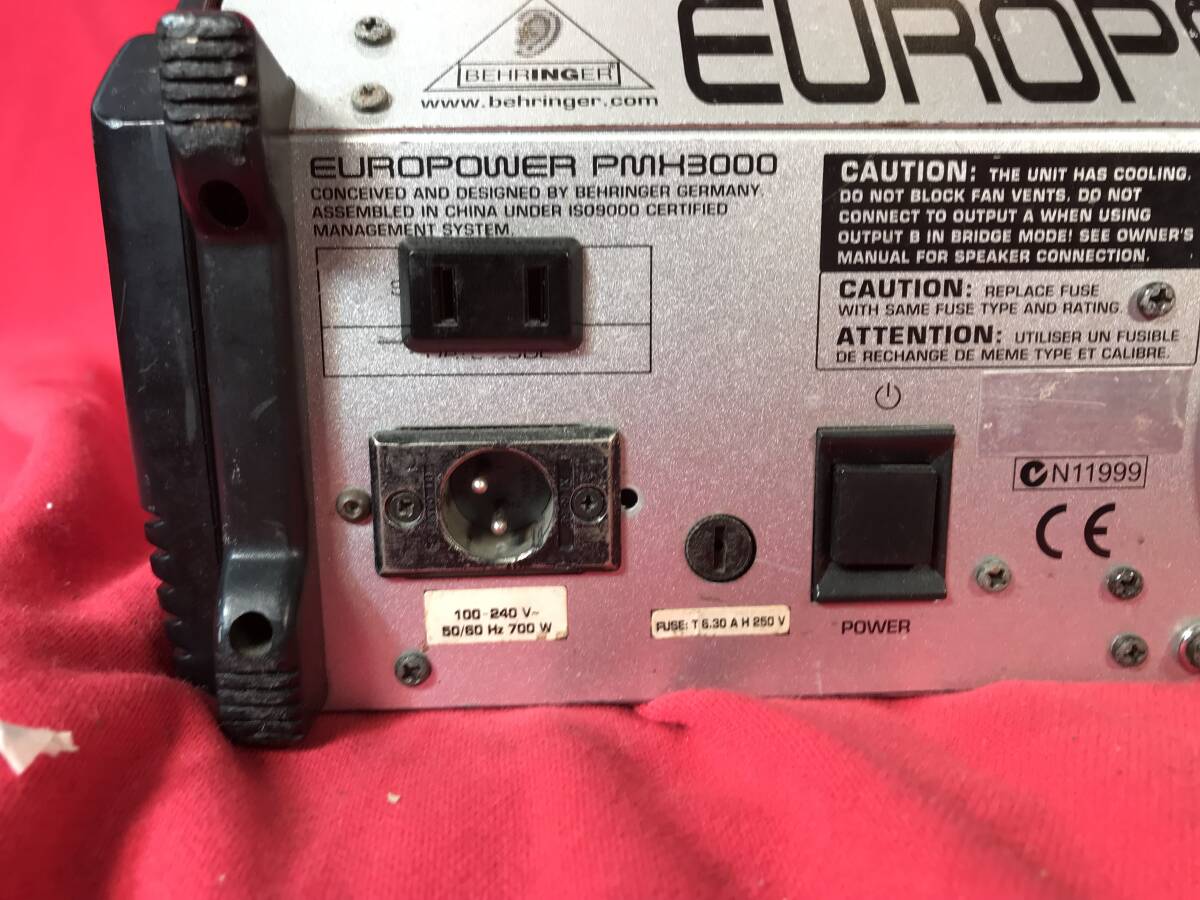 nt240514-010J ベリンガー BEHRINGER パワードミキサー EUROPOWER PMX3000 中古 現状品 電源部改造 USED ジャンク 1円スタート！_画像7