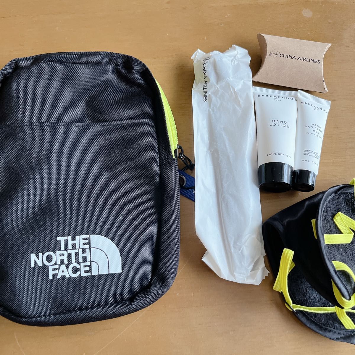 未使用チャイナエアラインTHE NORTH FACE ノースフェイス アメニティ