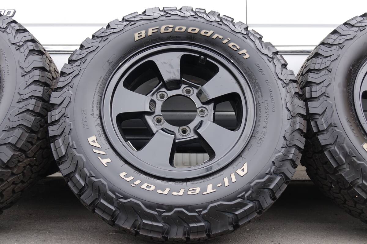 ジムニー BF GoodRich All-Terrain KO2 BFグッドリッチ オールテレーン 225/75R16 JA22純正アルミブラックペイント ホワイトレター 中古の画像5