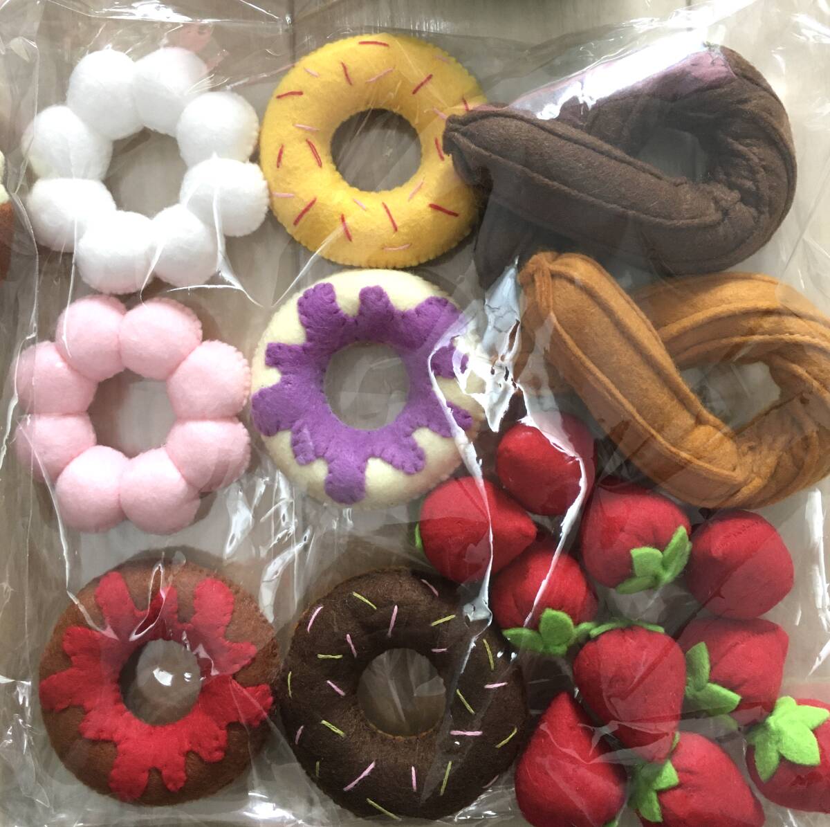  felt. toy set ~ felt. bread, doughnuts, strawberry, soft cream 