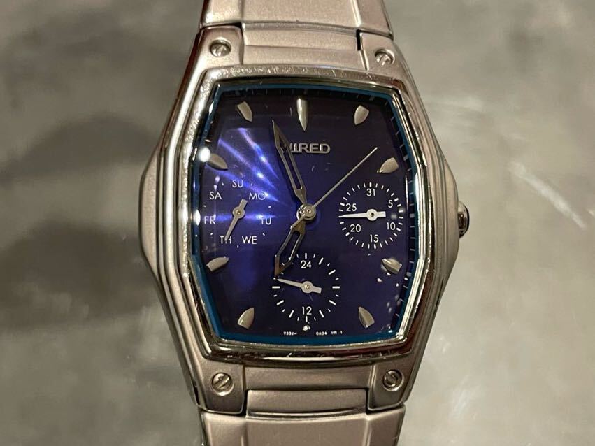 熊12)WIRED ALBA V33J-0AC0　メンズ腕時計 SEIKO セイコー 中古品 現状品 シルバー_画像1